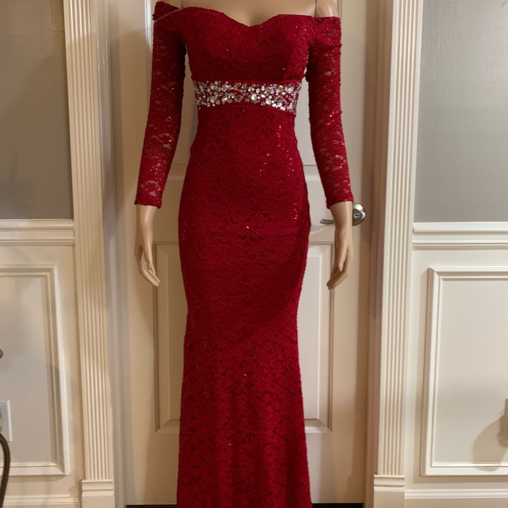 Women junior red lace sequins shoulder off long sleeve maxi dress size (S) - Picture 10 of 10